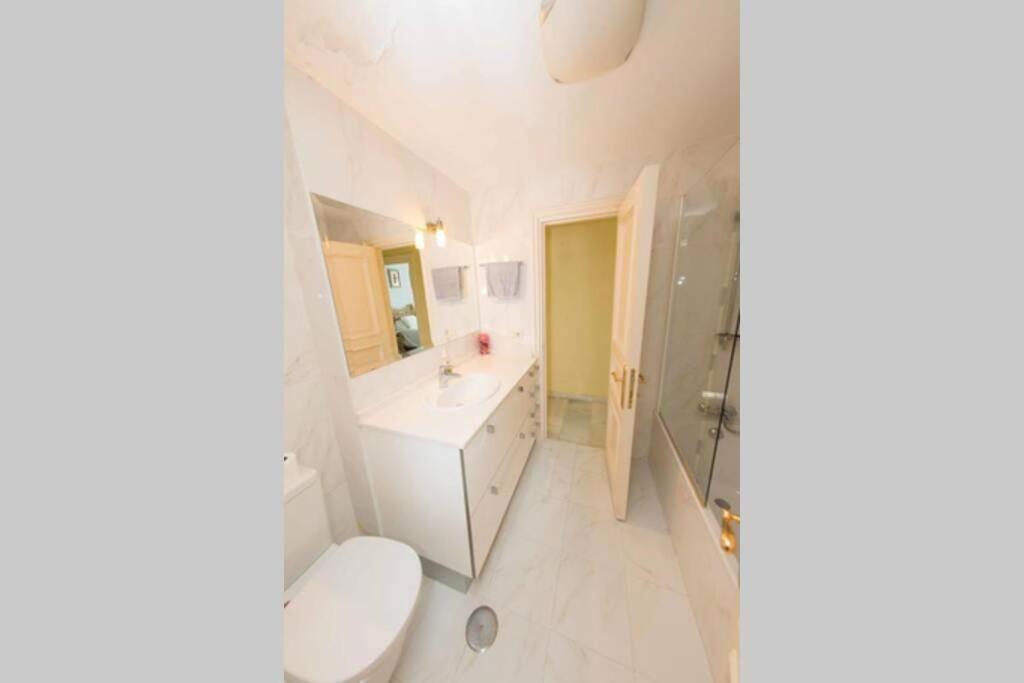 Penthouse With Private Pool, Hot Tub Jacuzzi With Sea Views And Chill-Out Zone, Close To The Sea Marbella Esterno foto
