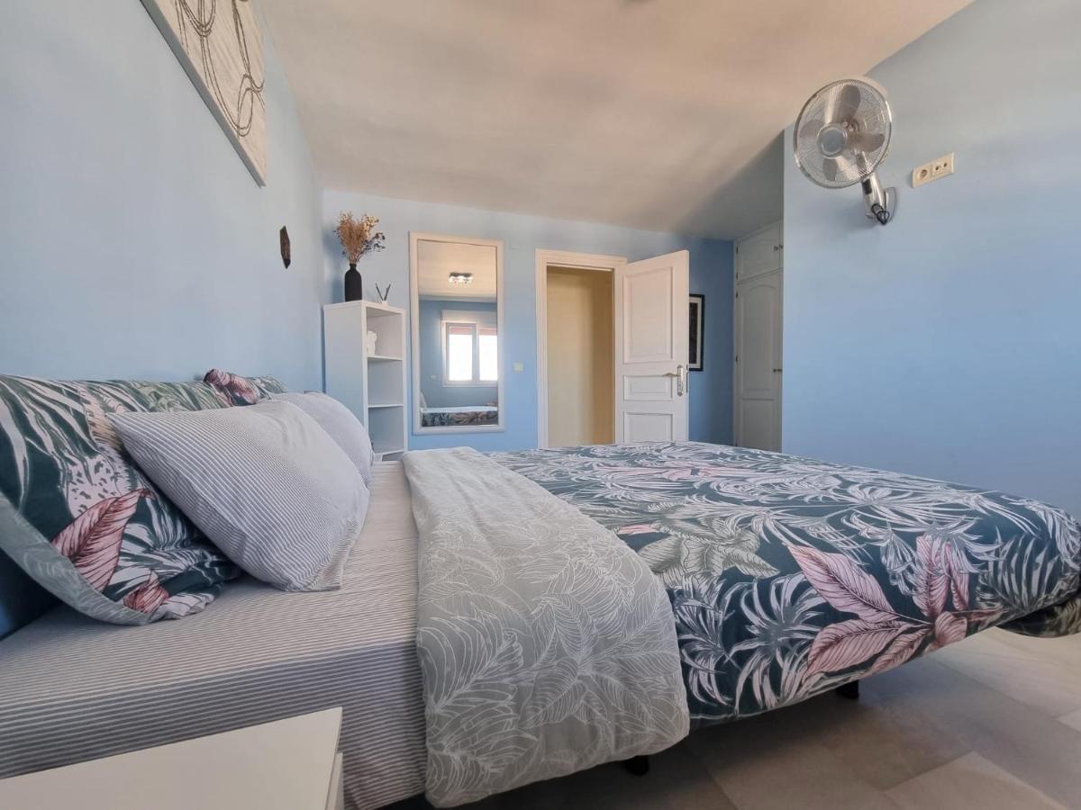 Penthouse With Private Pool, Hot Tub Jacuzzi With Sea Views And Chill-Out Zone, Close To The Sea Marbella Esterno foto