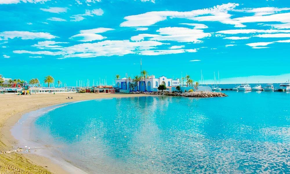 Penthouse With Private Pool, Hot Tub Jacuzzi With Sea Views And Chill-Out Zone, Close To The Sea Marbella Esterno foto